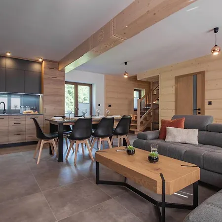 Na Polnej * Lesnica (Lesser Poland)