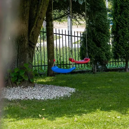 Na Polnej 아파트 *